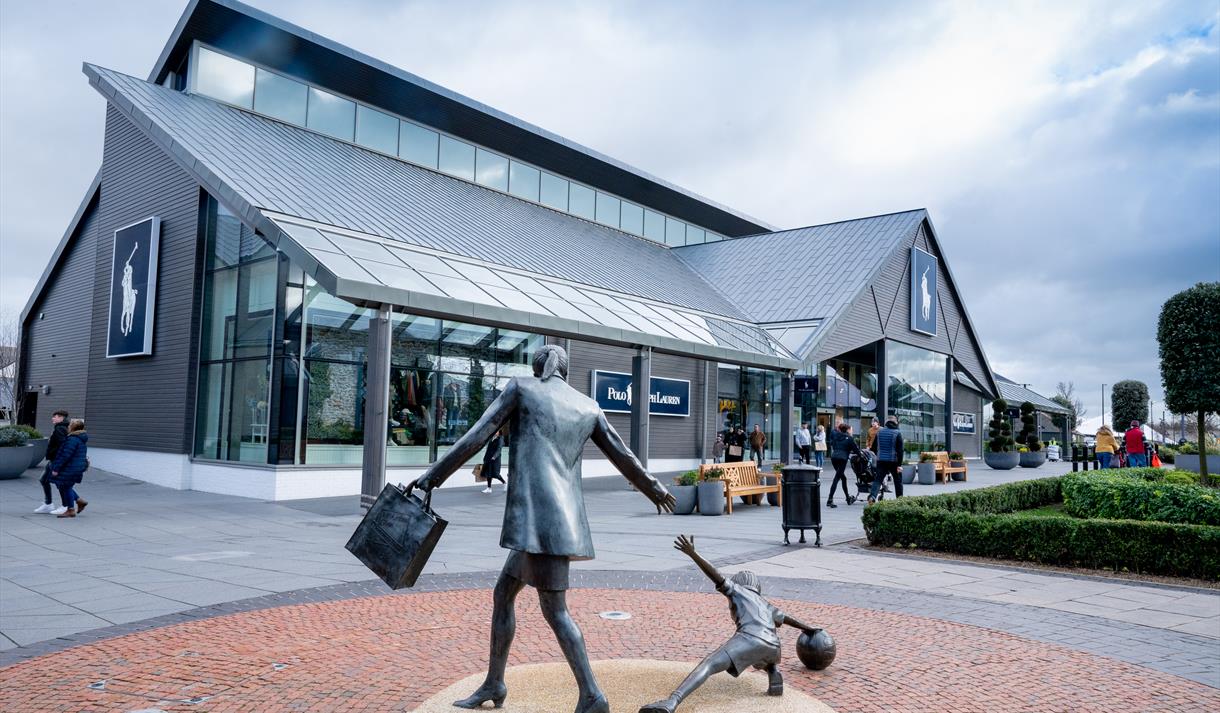 Cheshire Oaks Designer Outlet